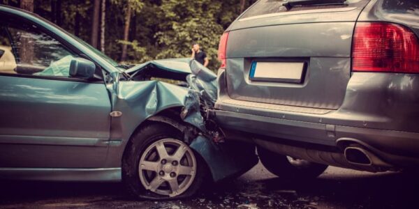 aanrijding met buitenlandse auto: wie betaalt de schade?